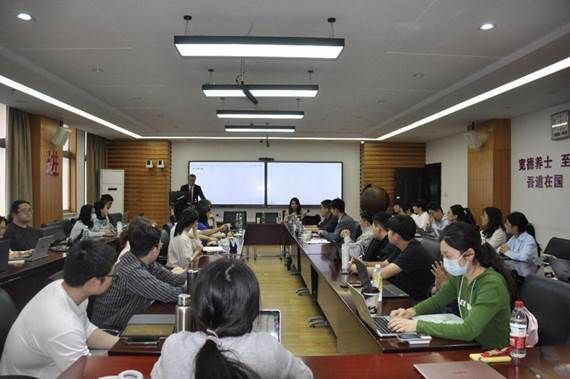 讲座现场 讲座现场